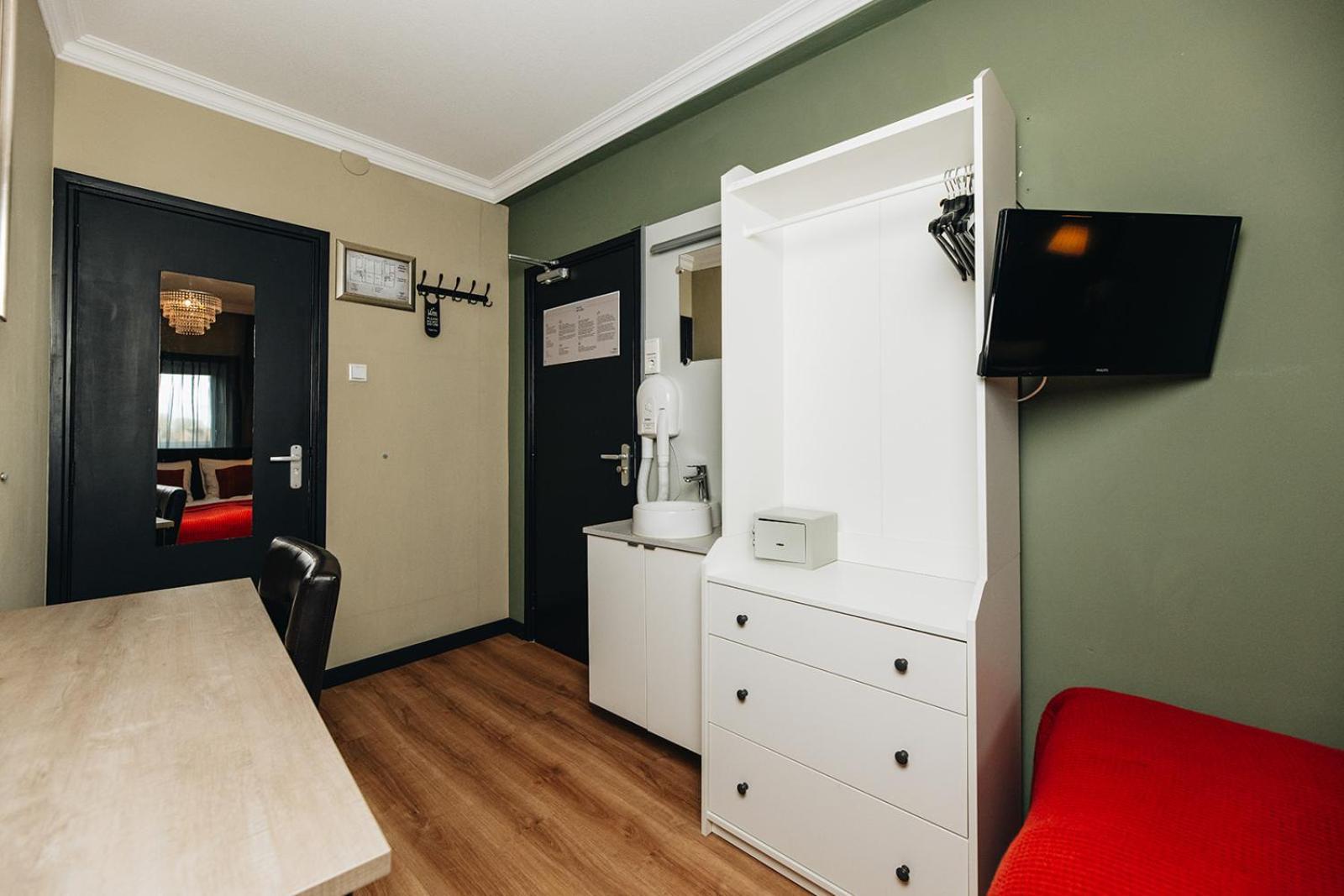 Hotel غينيسَّ المظهر الخارجي الصورة