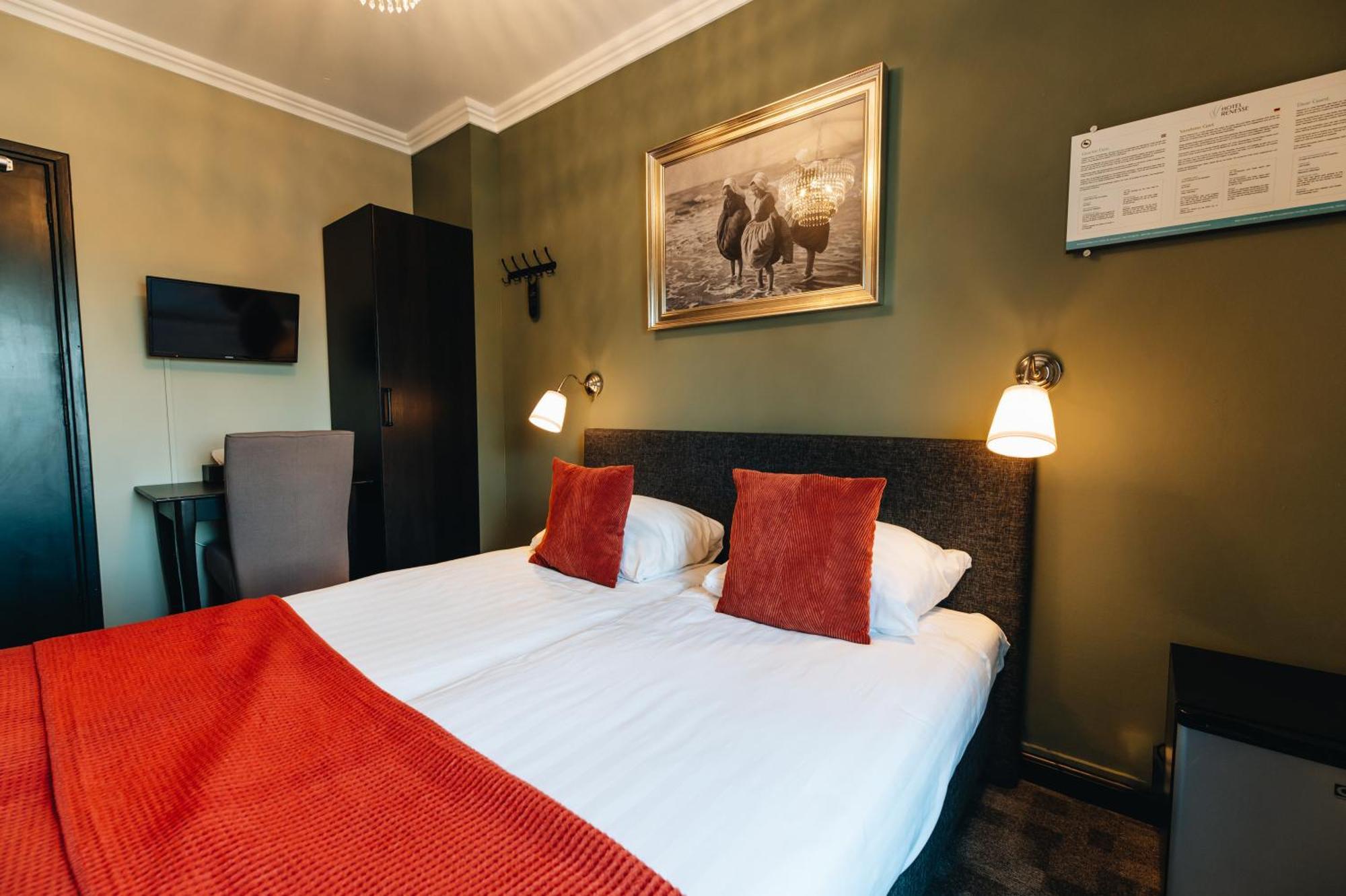 Hotel غينيسَّ المظهر الخارجي الصورة