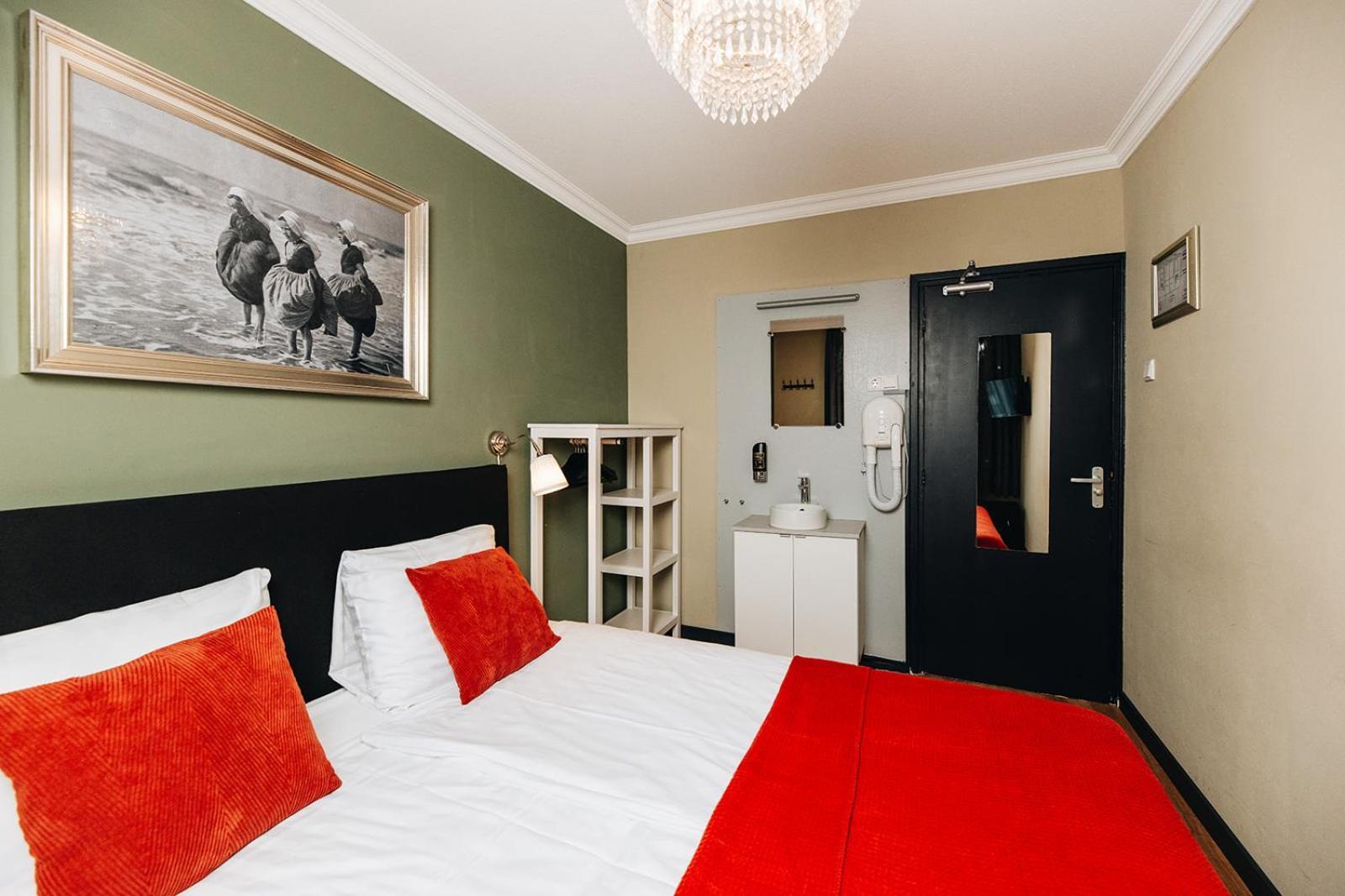 Hotel غينيسَّ المظهر الخارجي الصورة
