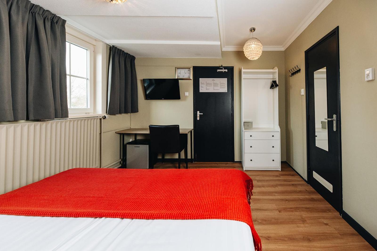 Hotel غينيسَّ المظهر الخارجي الصورة